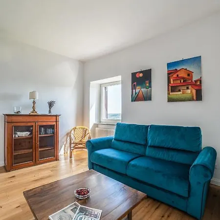 Your Charm Place With Stunning View Apartmán *